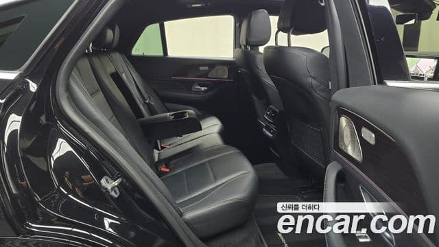 Mercedes-Benz GLE-Class 2021 — ფოტო 33/34