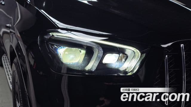 Mercedes-Benz GLE-Class 2021 — ფოტო 30/34