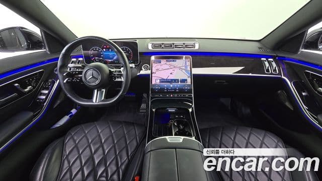 Mercedes-Benz S-Class 2021 — Photo 9/37
