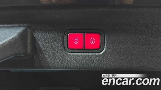 Mercedes-Benz S-Class 2021 — Photo 25/37