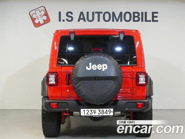 Jeep Wrangler 2019 — Фото 2/20