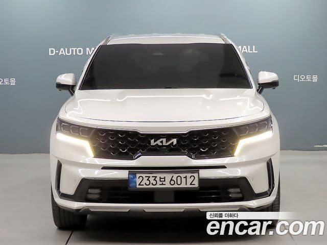 Kia Sorento 2022 — Фото 1/20