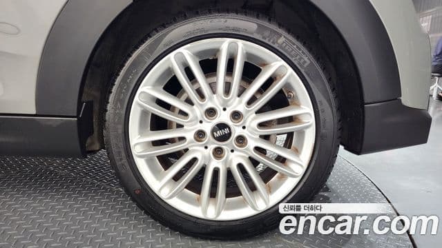 Mini Cooper 2021 — ფოტო 10/33