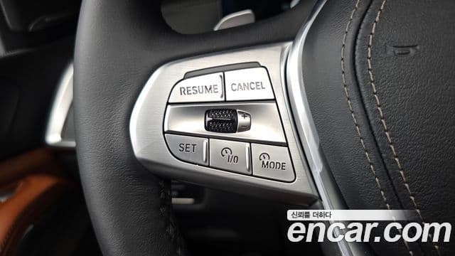BMW X7 2024 — Photo 15/31