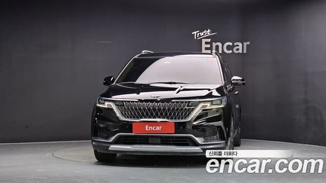 Kia Carnival 2021 — Фото 3/20