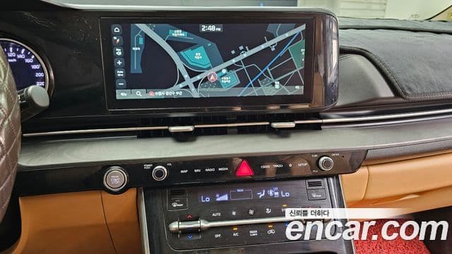 Kia Carnival 2021 — Фото 14/20