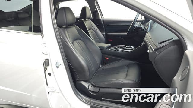 Hyundai Sonata Hybrid 2022 — Şəkil 22/35