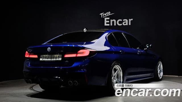 BMW M5 2019 — Фото 2/20