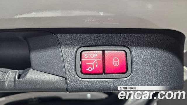 Mercedes-Benz GLB-Class 2024 — Фото 19/20