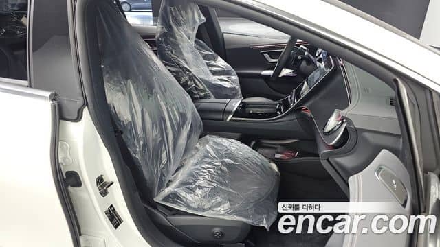 Mercedes-Benz EQE, 2024