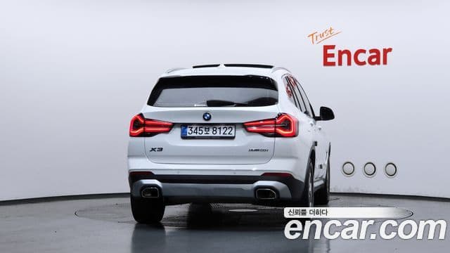 BMW X3 2022 — Photo 9/33