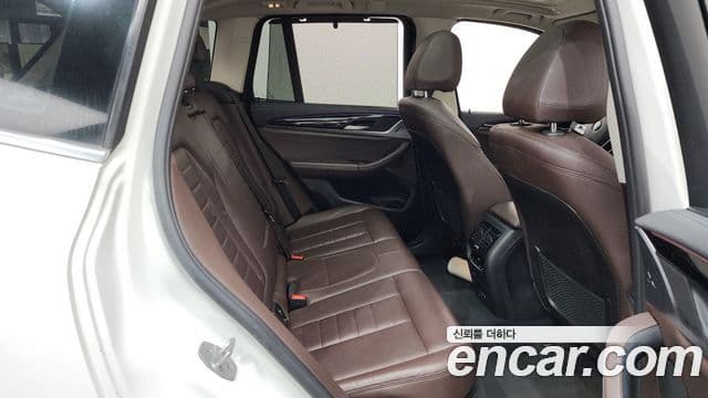 BMW X3 2022 — Photo 31/33