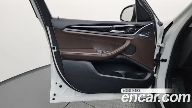 BMW X3 2022 — Photo 20/33
