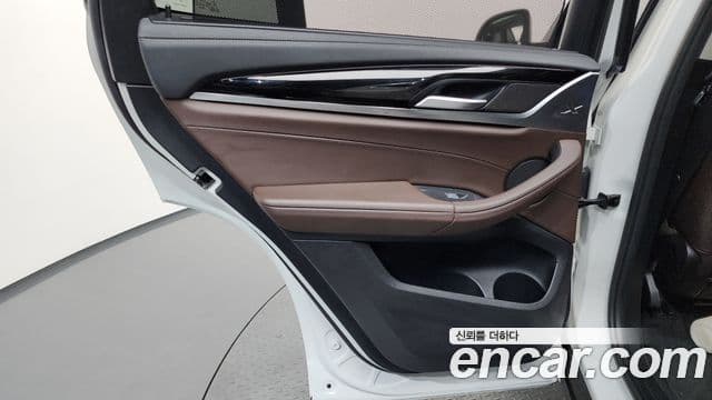 BMW X3 2022 — Photo 14/33