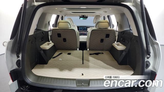Hyundai Santa Fe 2023 — Photo 23/38
