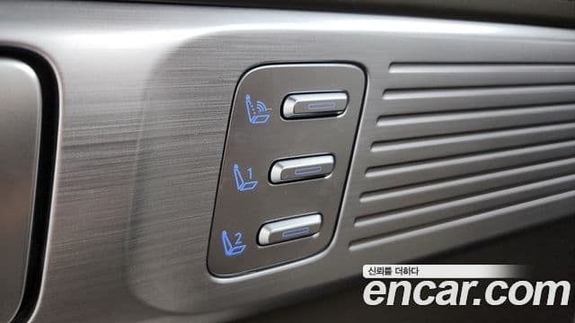 Hyundai Santa Fe 2023 — Photo 34/38