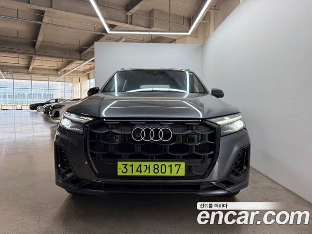 Audi Q7 2025 — Photo 18/20