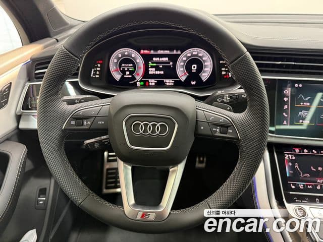 Audi Q7 2025 — Photo 7/20
