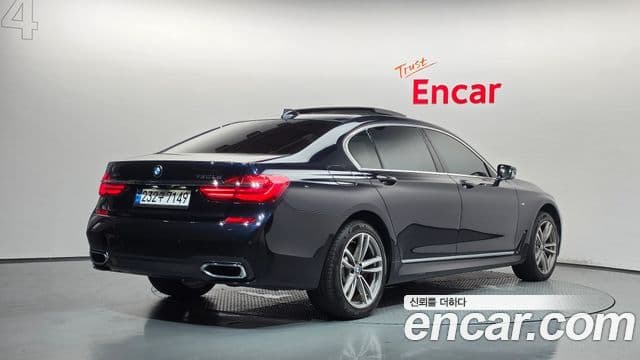 BMW 7 Series 2018 — Şəkil 19/20