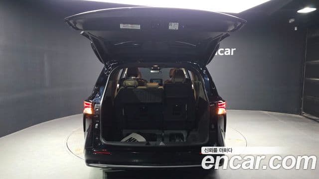 Toyota Sienna 2024 — Şəkil 10/37
