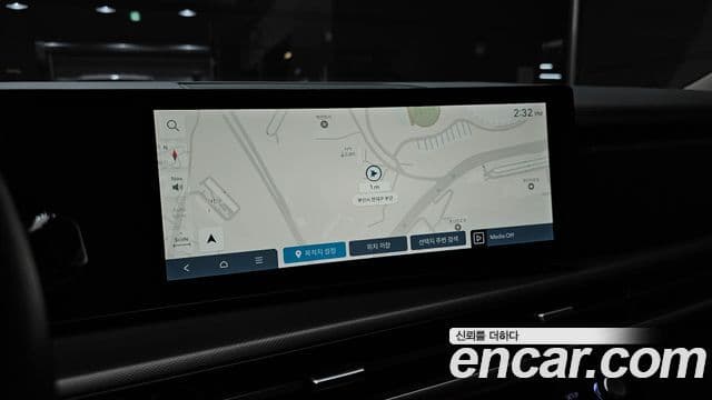 Hyundai Santa Fe 2024 — Şəkil 16/20