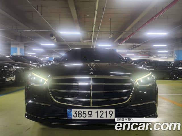 Mercedes-Benz S-Class, 2023