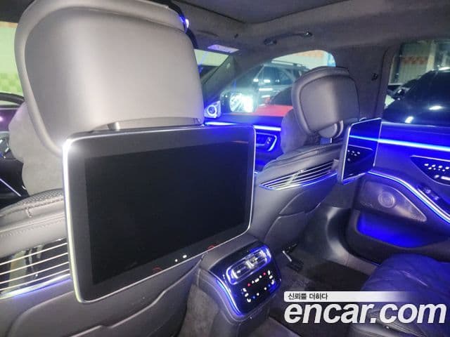 Mercedes-Benz S-Class 2023 — Photo 3/20