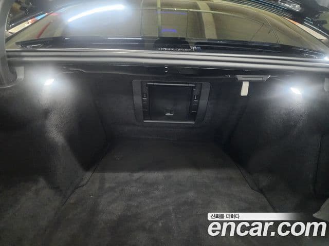 Mercedes-Benz S-Class 2023 — Photo 4/20