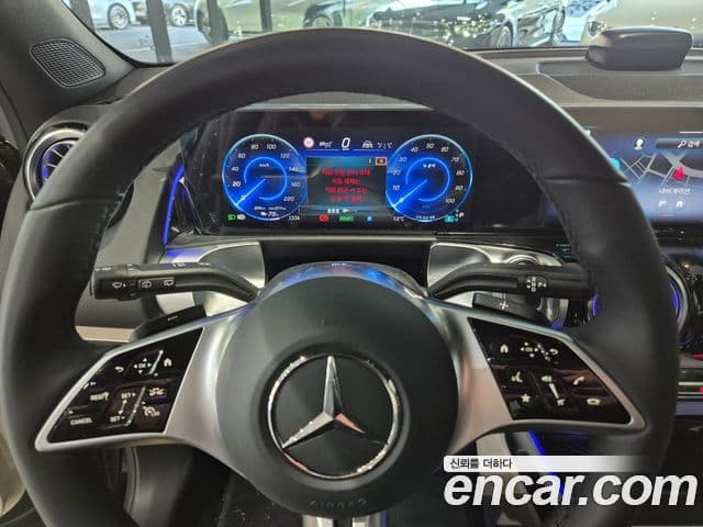 Mercedes-Benz EQB 2026 — ფოტო 10/20