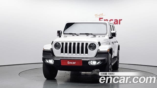 Jeep Wrangler 2021 — Şəkil 16/20