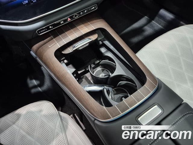Mercedes-Benz E-Class 2026 — Photo 14/20