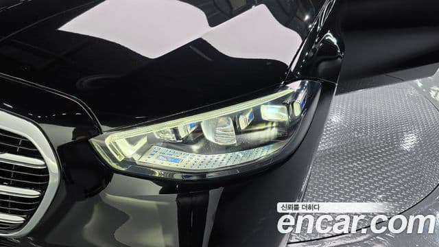 Mercedes-Benz S-Class 2022 — Photo 32/33