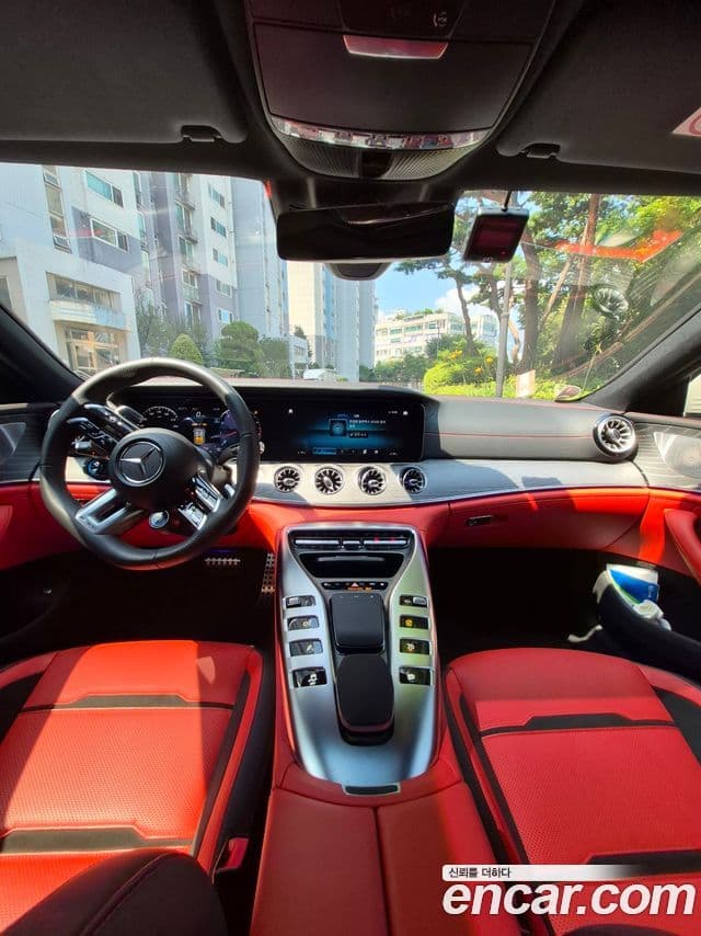 Mercedes-Benz AMG GT 2023 — Photo 6/16