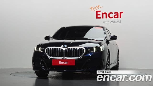 BMW 5 Series 2026 — Photo 14/33