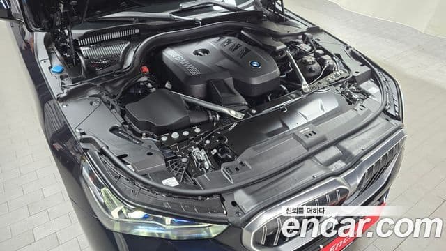 BMW 5 Series 2026 — Photo 8/33