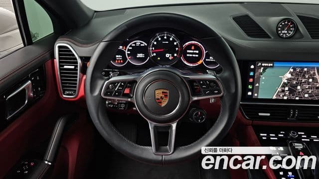 Porsche Cayenne 2023 — Şəkil 19/39