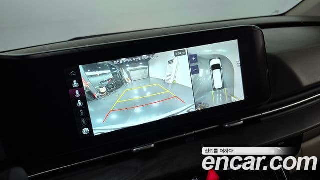 Kia Carnival 2023 — Фото 14/20