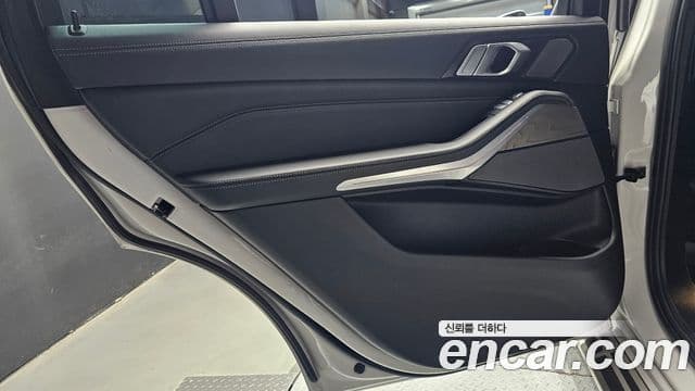 BMW X7 2023 — Photo 36/36