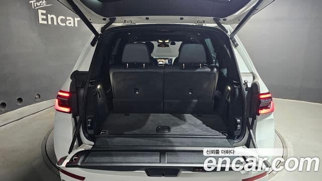 BMW X7 2023 — Photo 2/36