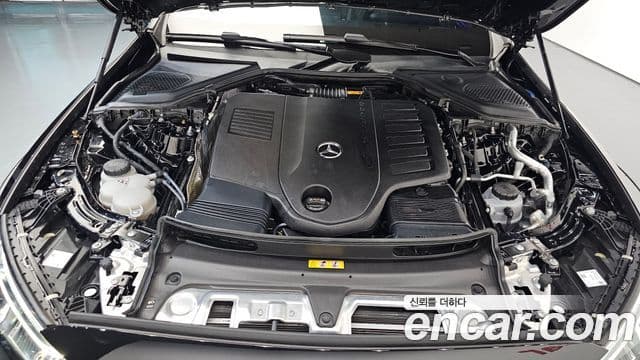 Mercedes-Benz E-Class 2026 — Photo 15/38