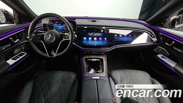 Mercedes-Benz E-Class 2026 — Photo 32/38