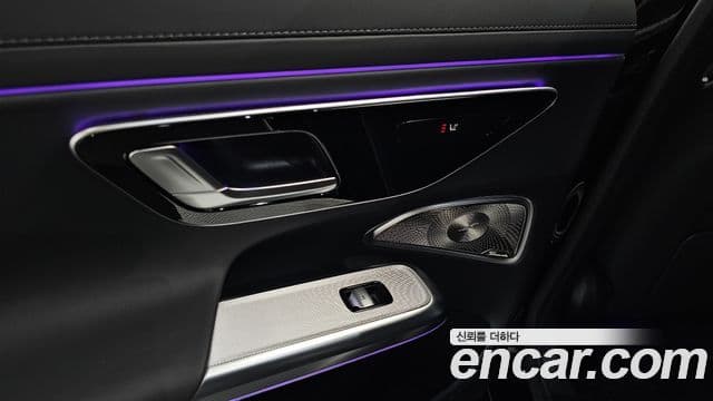 Mercedes-Benz E-Class 2026 — Photo 30/38