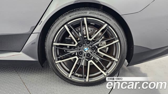 BMW M5 2026 — Photo 9/35