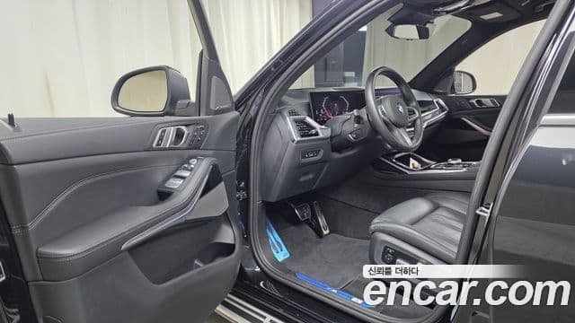 BMW X7 2024 — Photo 4/36