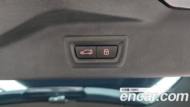BMW X7 2024 — Photo 29/36