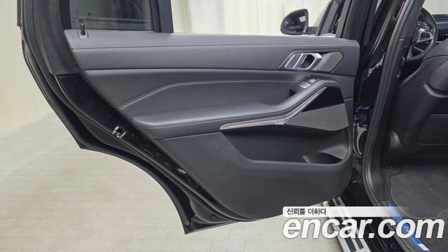 BMW X7 2024 — Photo 5/36
