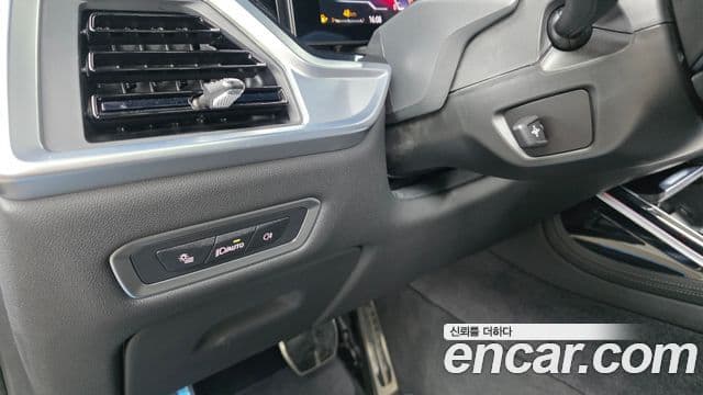 BMW X7 2024 — Photo 7/36