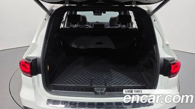 Mercedes-Benz EQB 2022 — ფოტო 18/33