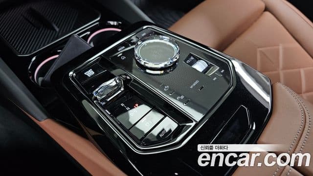 BMW 5 Series 2026 — Photo 27/35