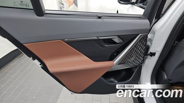BMW 5 Series 2026 — Photo 29/35